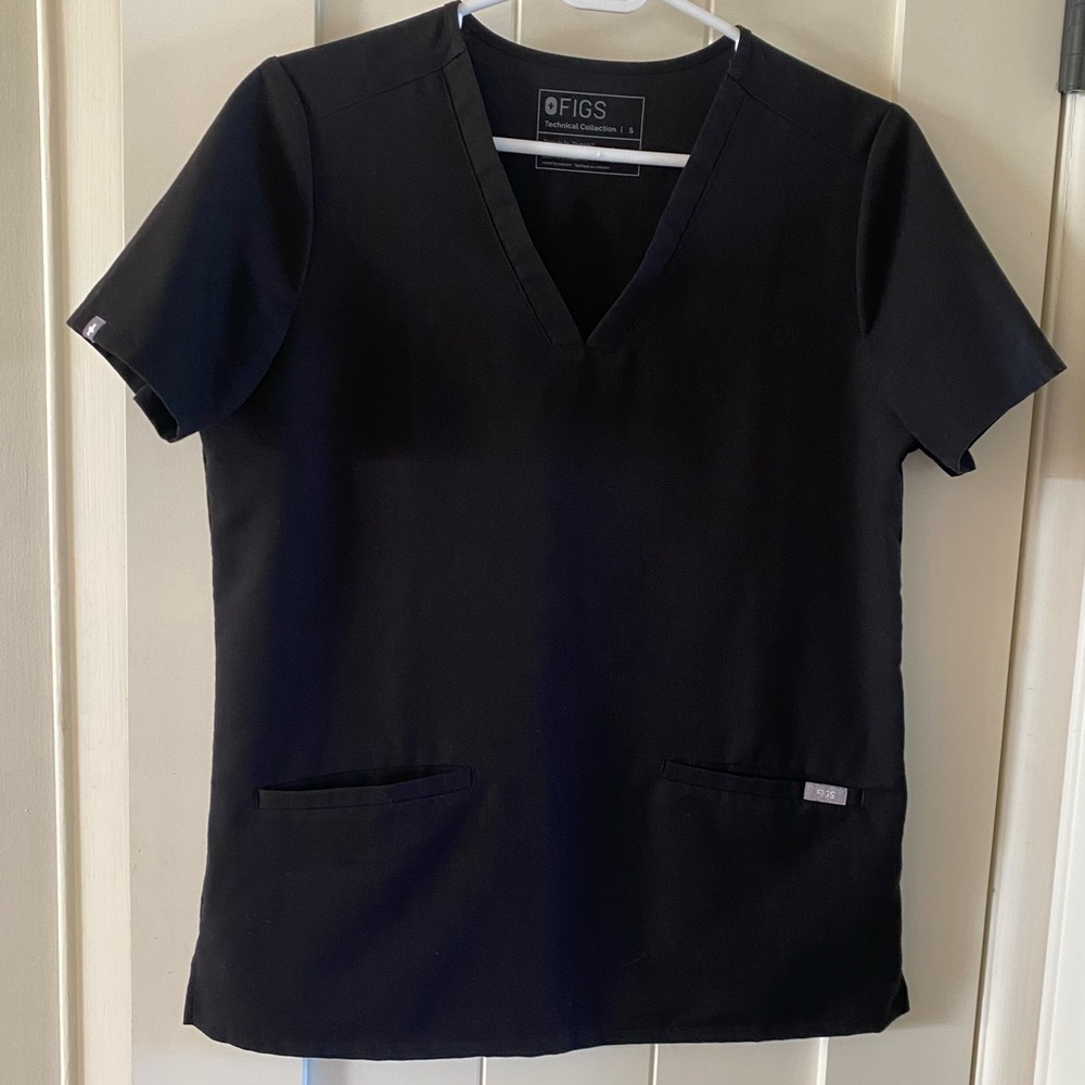 Figs Small Black V-Neck Casma Scrub top
